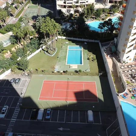 Centro De M 13 * Benidorm